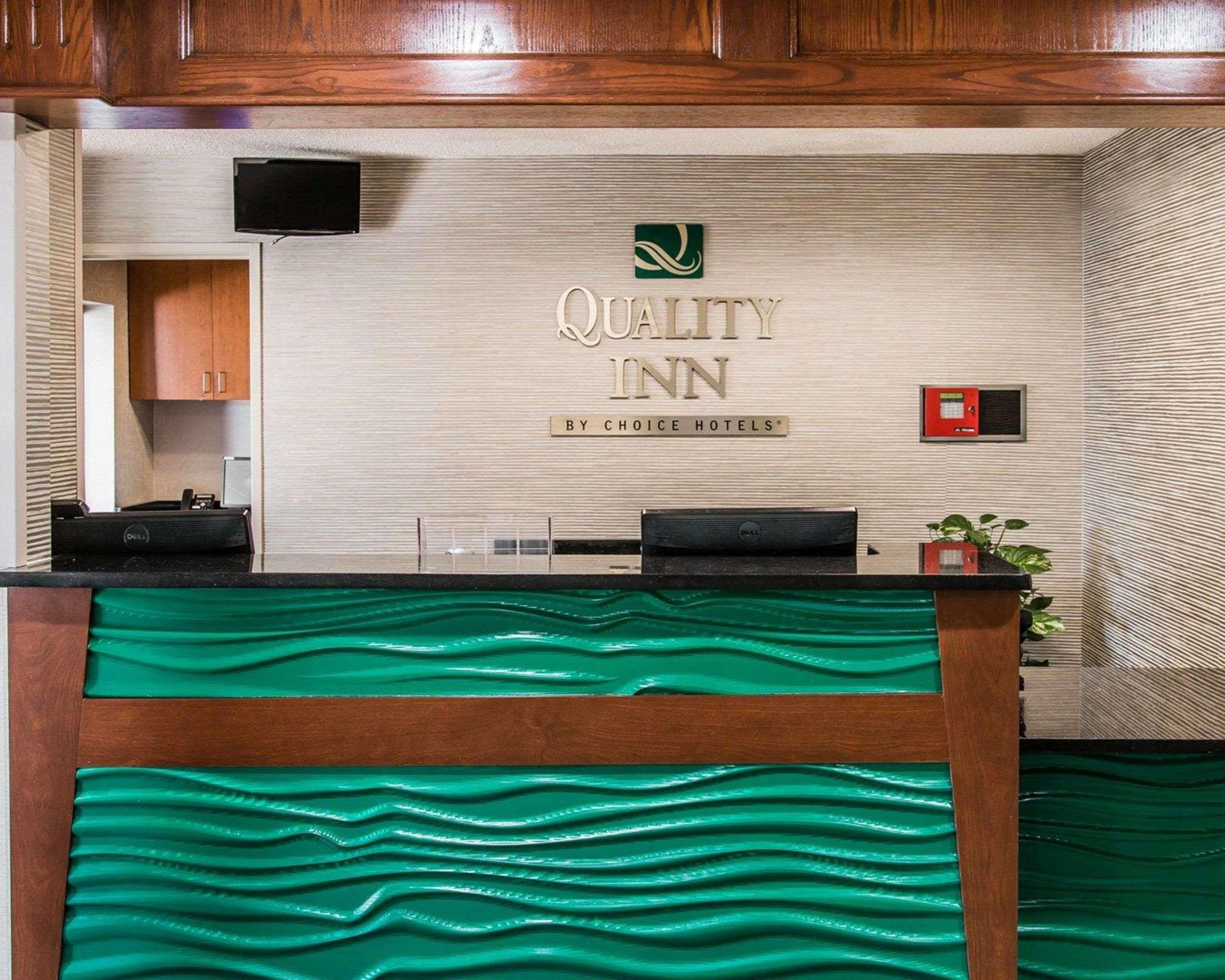 Quality Inn & Suites Warren - Detroit Luaran gambar
