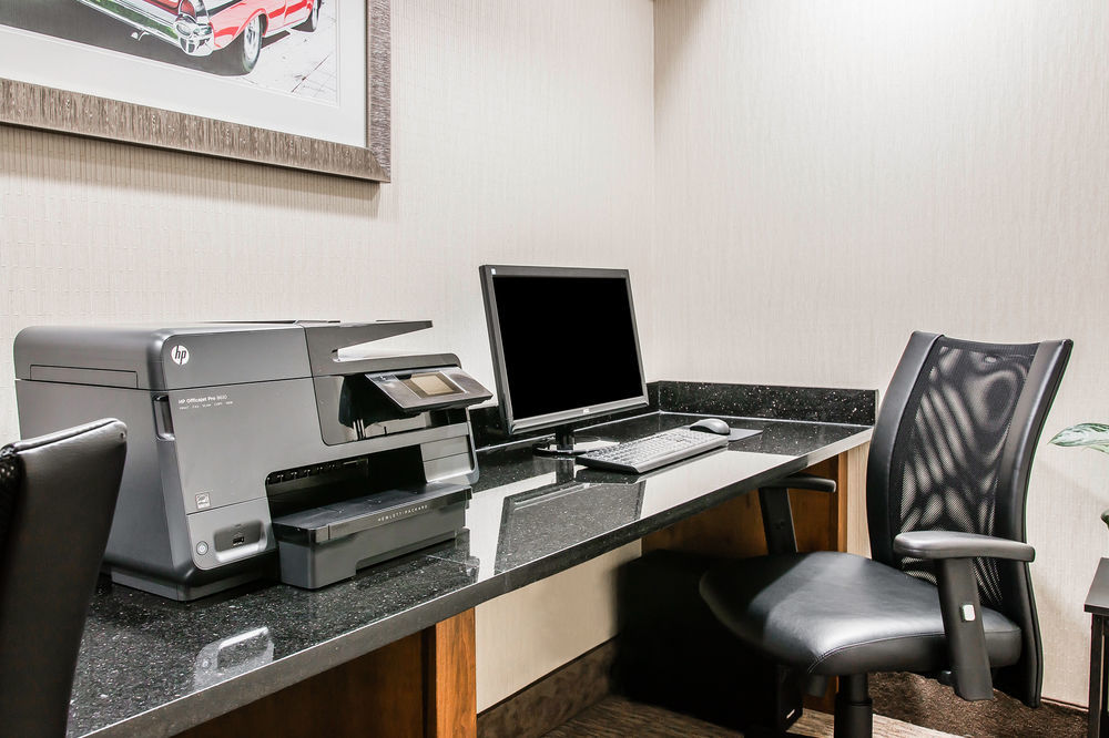 Quality Inn & Suites Warren - Detroit Luaran gambar